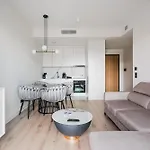 Towarowa Towers Skyline View Διαμέρισμα *